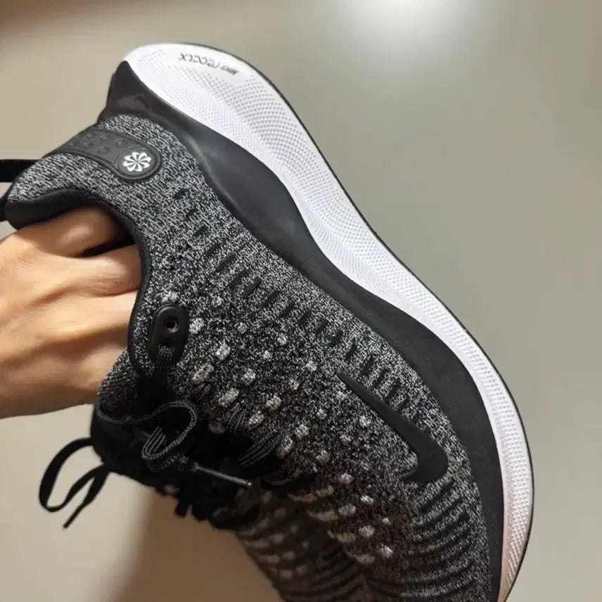 [BUNJANG] Nike Infinity Run 4 (240) / 나이키 인피니티 런 4 (240) / 2회 착용 거의 새상품