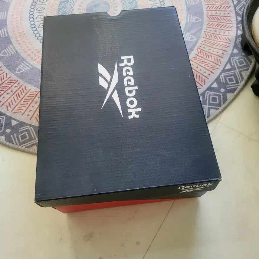 [BUNJANG] Reebok Sneakers / 리복 운동화 새상품입니다