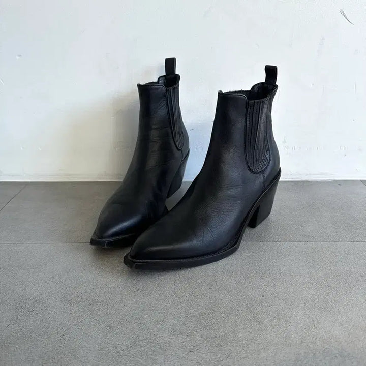 [BUNJANG] Just Cavalli Square Toe Black Leather Ankle Boots / 저스트 카발리 스퀘어토 블랙 레더 앵클부츠