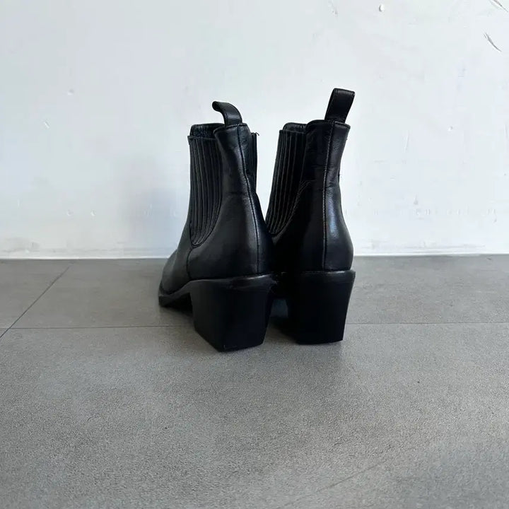 [BUNJANG] Just Cavalli Square Toe Black Leather Ankle Boots / 저스트 카발리 스퀘어토 블랙 레더 앵클부츠