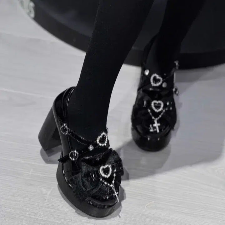 [BUNJANG] Unbranded Japanese Style High Heel Platform Shoes / 전학생 일본식 양산형 하이힐 두툼한 굽 방수대 신발 지뢰계 슈즈(2컬러)