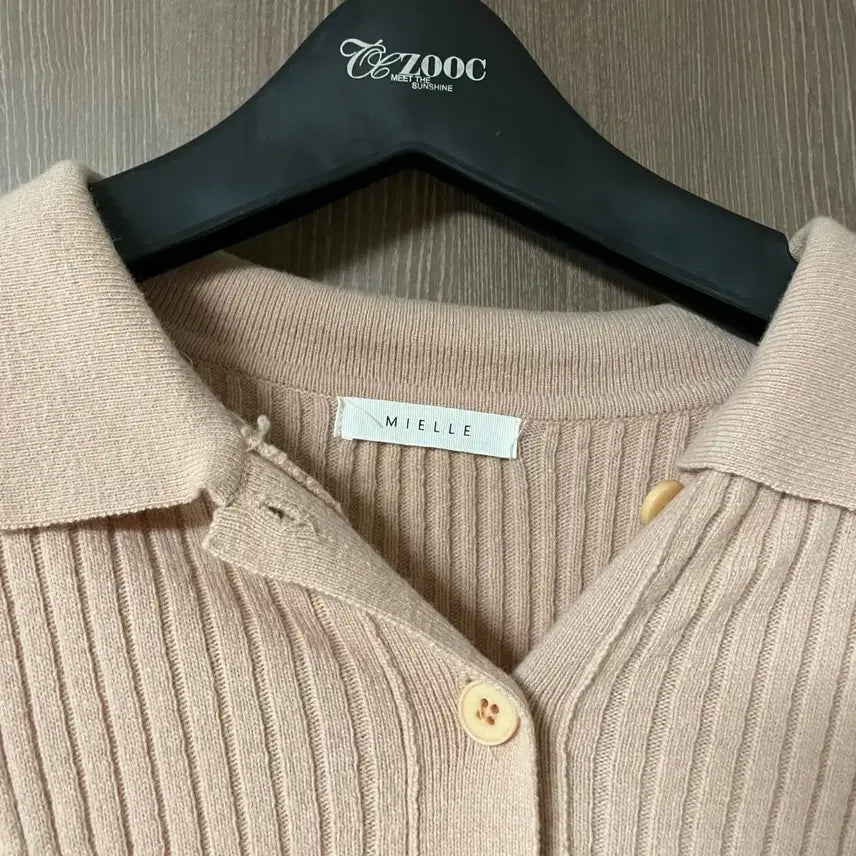 [BUNJANG] KARA Knit Cardigan Beige / 카라 니트 가디건 베이지 핑크베이지