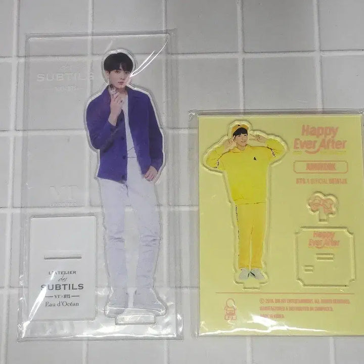 [BUNJANG] BTS Jungkook Acrylic Stand Set / 방탄소년단 정국 아크릴 스탠드 세트 2p bts jungkook
