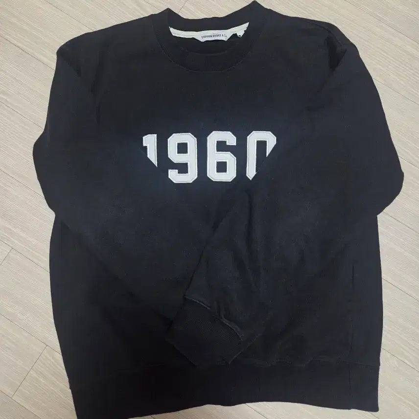 [BUNJANG] Uniform Bridge 1960 Sweatshirt / 유니폼브릿지 1960 맨투맨  m