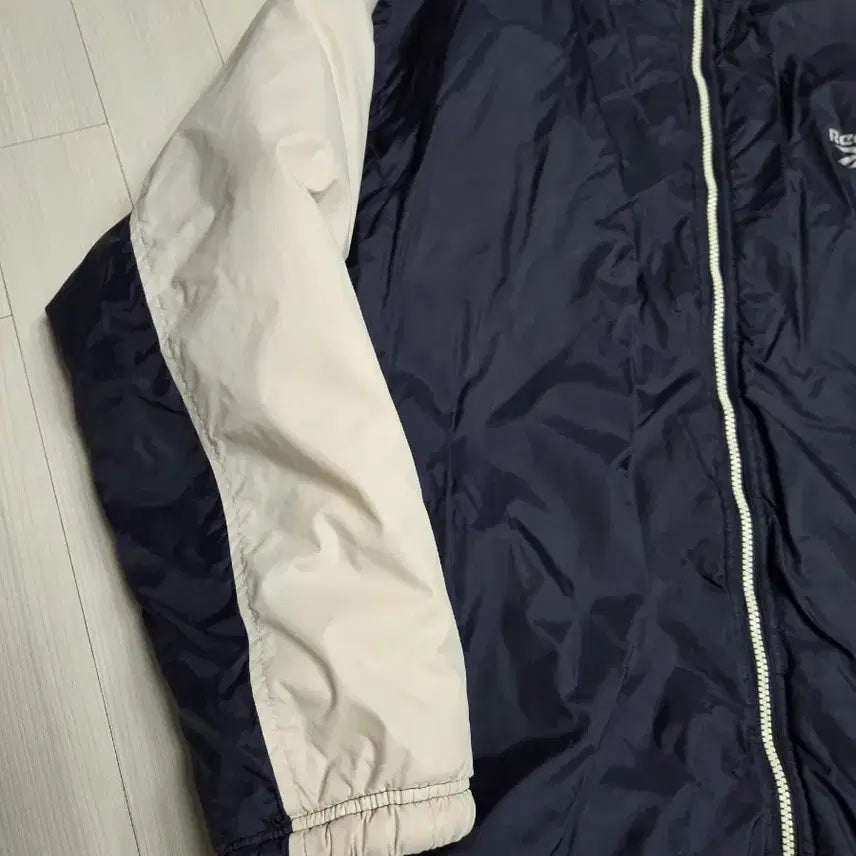 [BUNJANG] Reebok Vintage Padded Jacket / 리복 빈티지 패딩