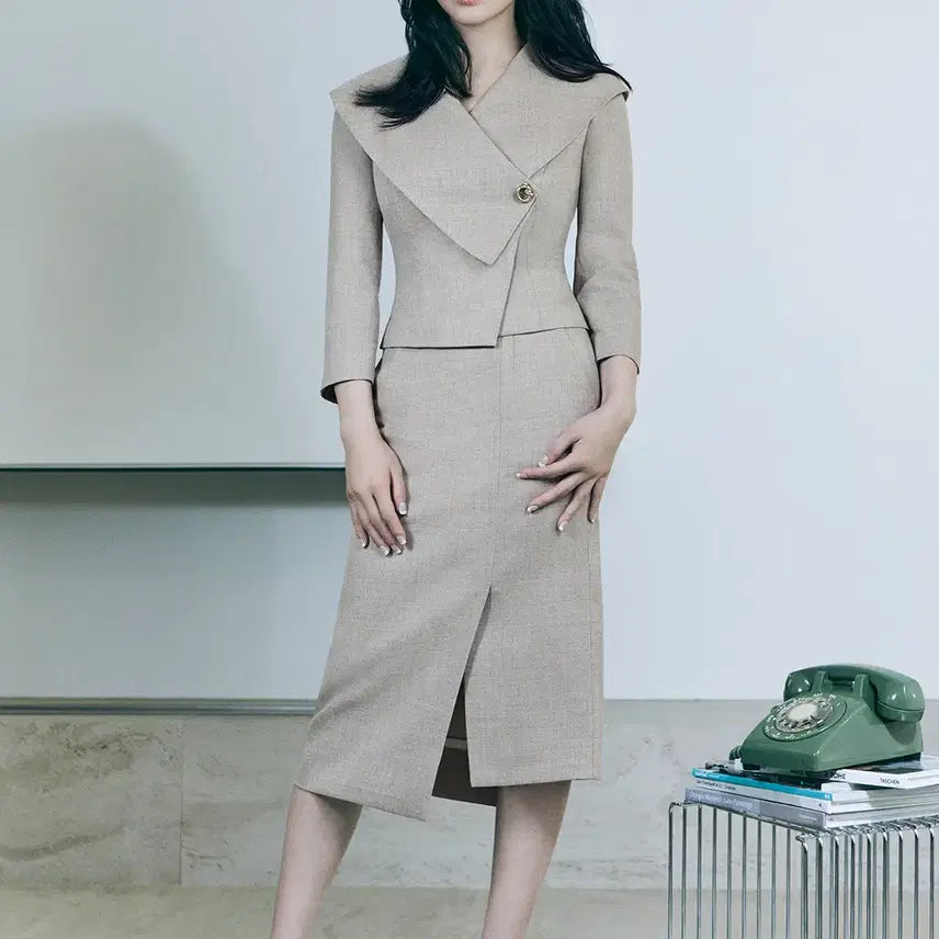 [BUNJANG] MICHAA Shawl Collar Crop Jacket (Dark Beige) / MICHAA 미샤 숄 카라 포인트 크롭 자켓 (다크 베이지) - 새상품