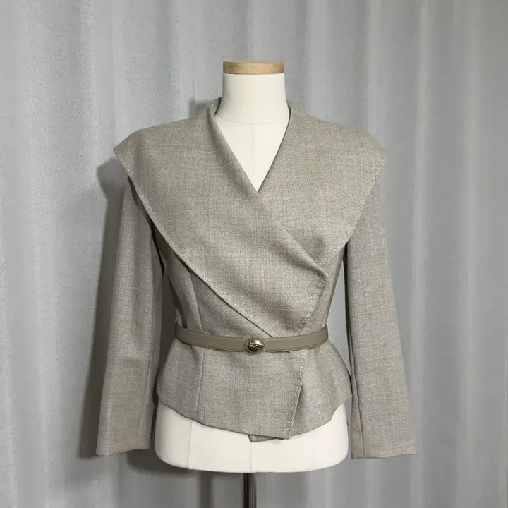 [BUNJANG] MICHAA Shawl Collar Crop Jacket (Dark Beige) / MICHAA 미샤 숄 카라 포인트 크롭 자켓 (다크 베이지) - 새상품