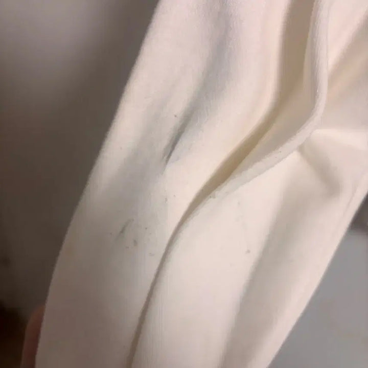 [BUNJANG] NewJeans OMG Concept Sweatshirt / 뉴진스 omg 컨셉 졸업사진  맨투맨