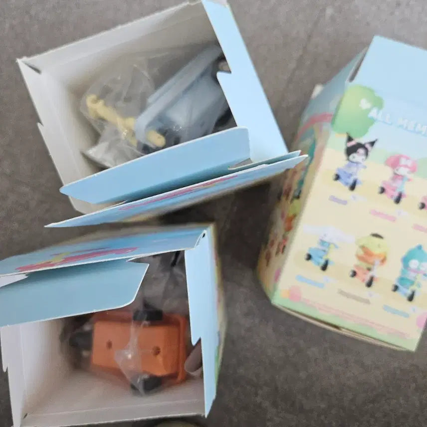 [SOLD OUT] 산리오 킥보드 피규어 미개봉 한교동 폼폼푸린