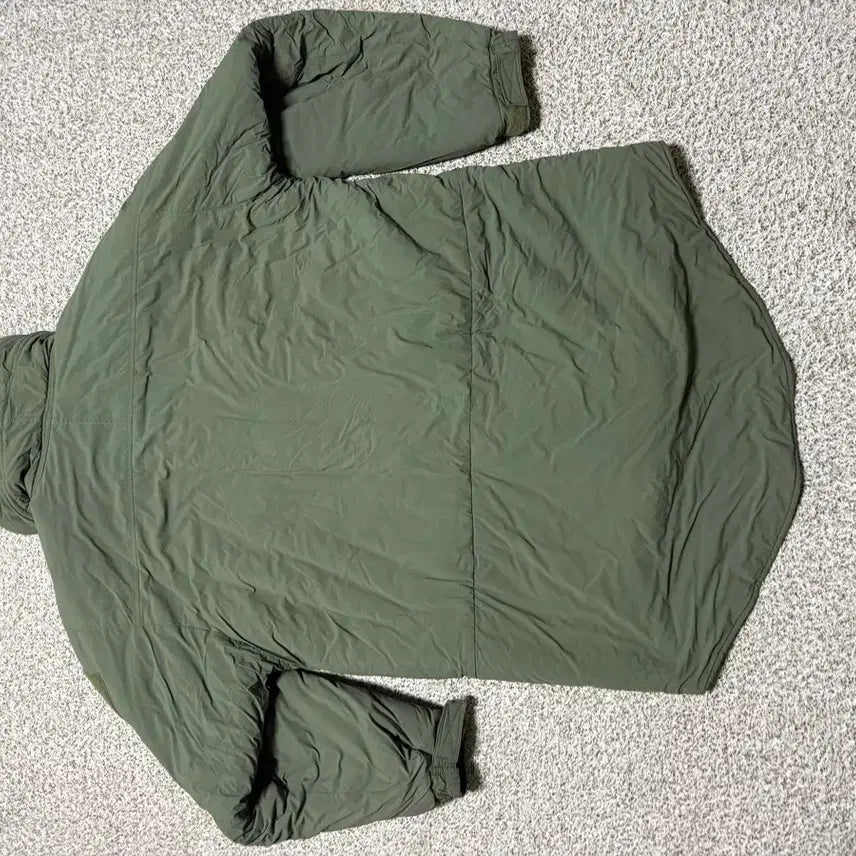 [BUNJANG] IZN's Monster Parka (Size 3) / 이즈네스 몬스터파카 3 size