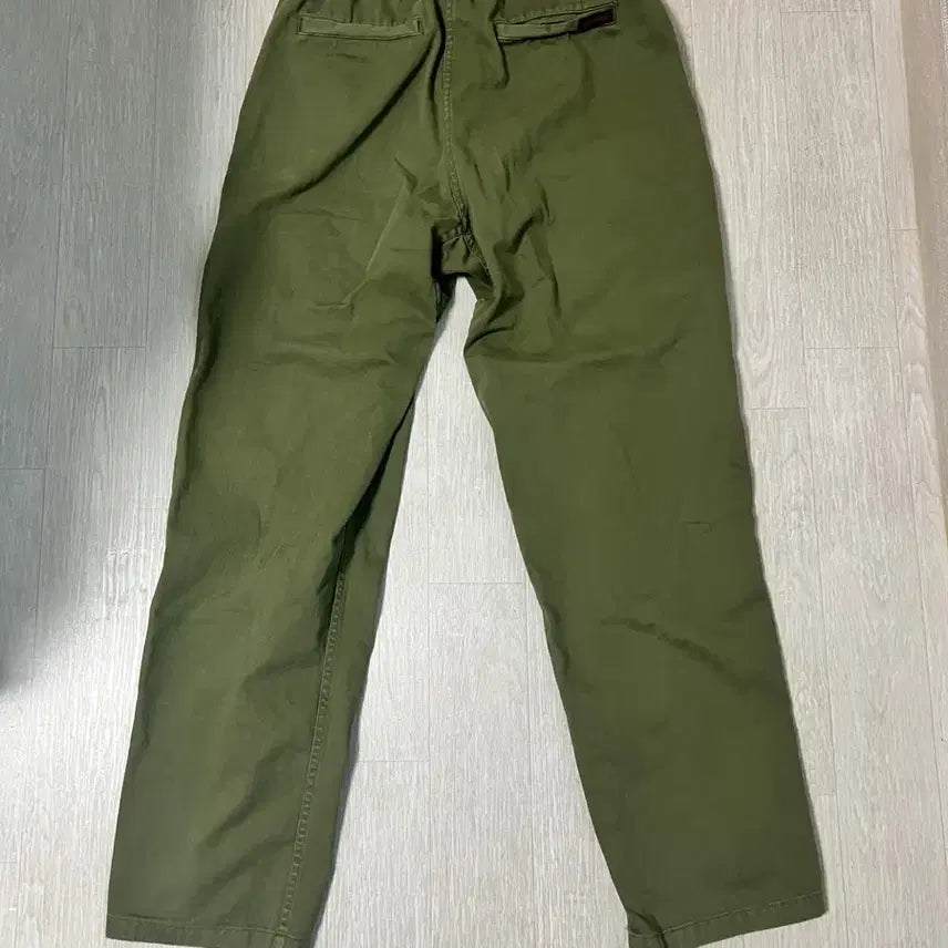[BUNJANG] Gramicci Olive Pants (Size L) / 그라미치 일반 팬츠 올리브 L