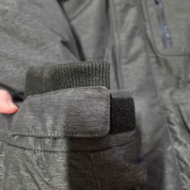 [BUNJANG] Lafuma Goose Down Padded Jacket (Size 100) / 라푸마 대장급 구스다운 남성패딩(100)