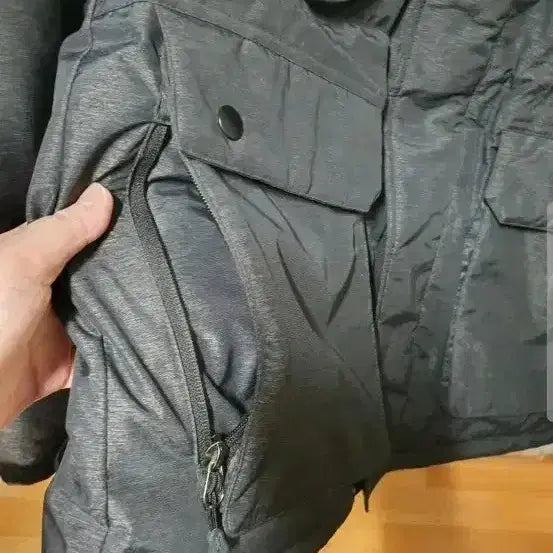 [BUNJANG] Lafuma Goose Down Padded Jacket (Size 100) / 라푸마 대장급 구스다운 남성패딩(100)