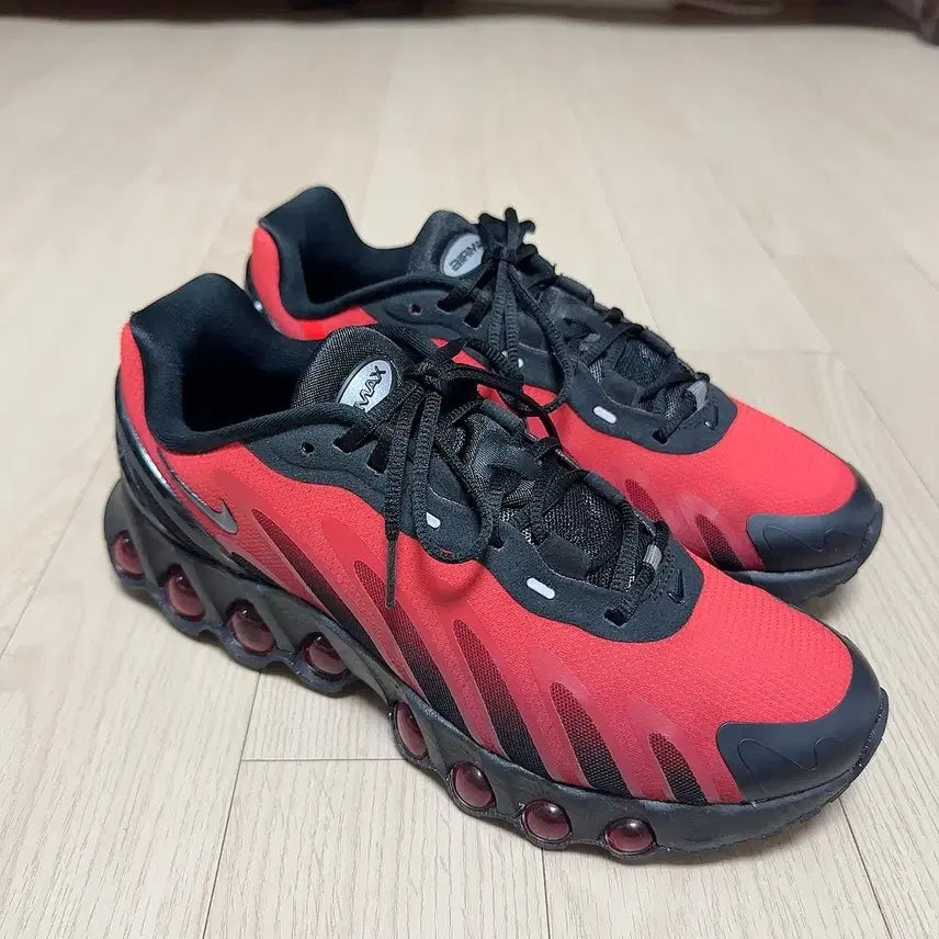 [SOLD OUT] [250] 나이키 에어맥스 dn8 짐레드