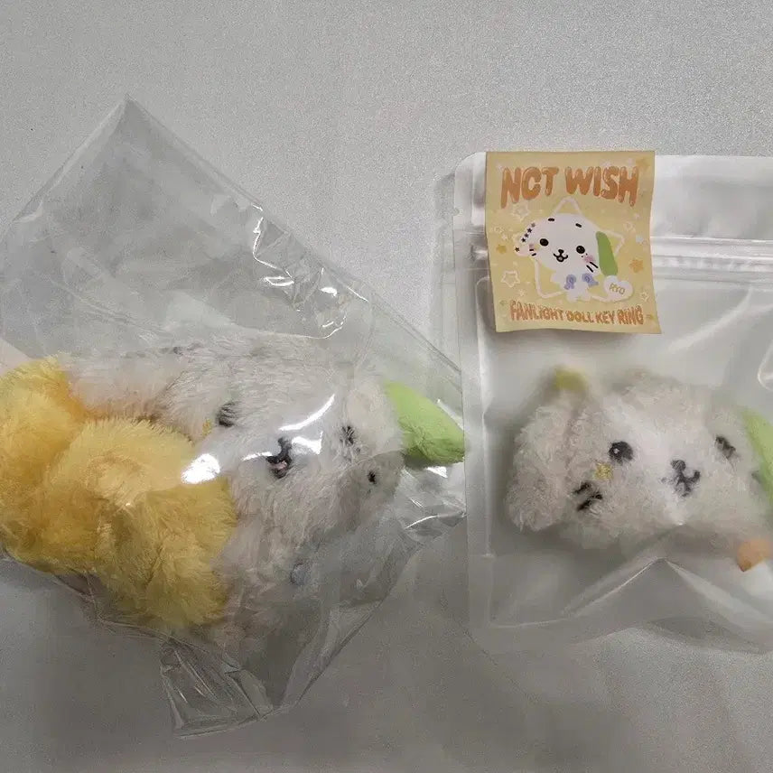 [BUNJANG] NCT WISH Ryo Ryunryun Keyring & Scrunchie Bundle Set / [미개봉 새제품] NCT WISH 위시돌 료 룐룐 키링 스크런치 위시앙콘