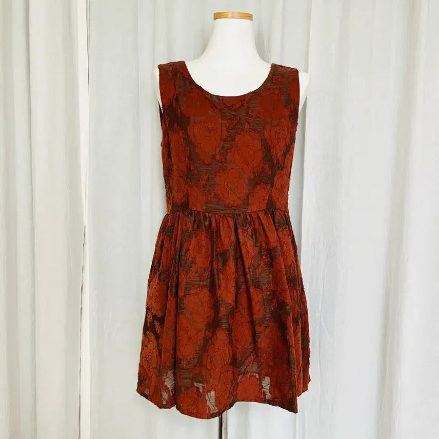 [BUNJANG] Floral Brown Sleeveless Dress / 밤색 큰꽃 나시원피스