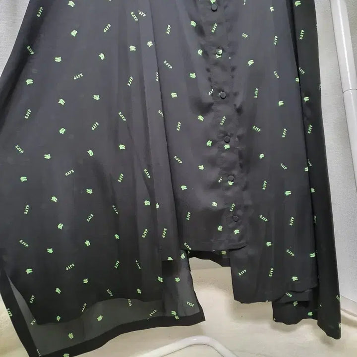[BUNJANG] SJYP Dino Print Strapped Gored Dress / 한섬 sjyp 디노 프린트 스트랩 고어드 원피스