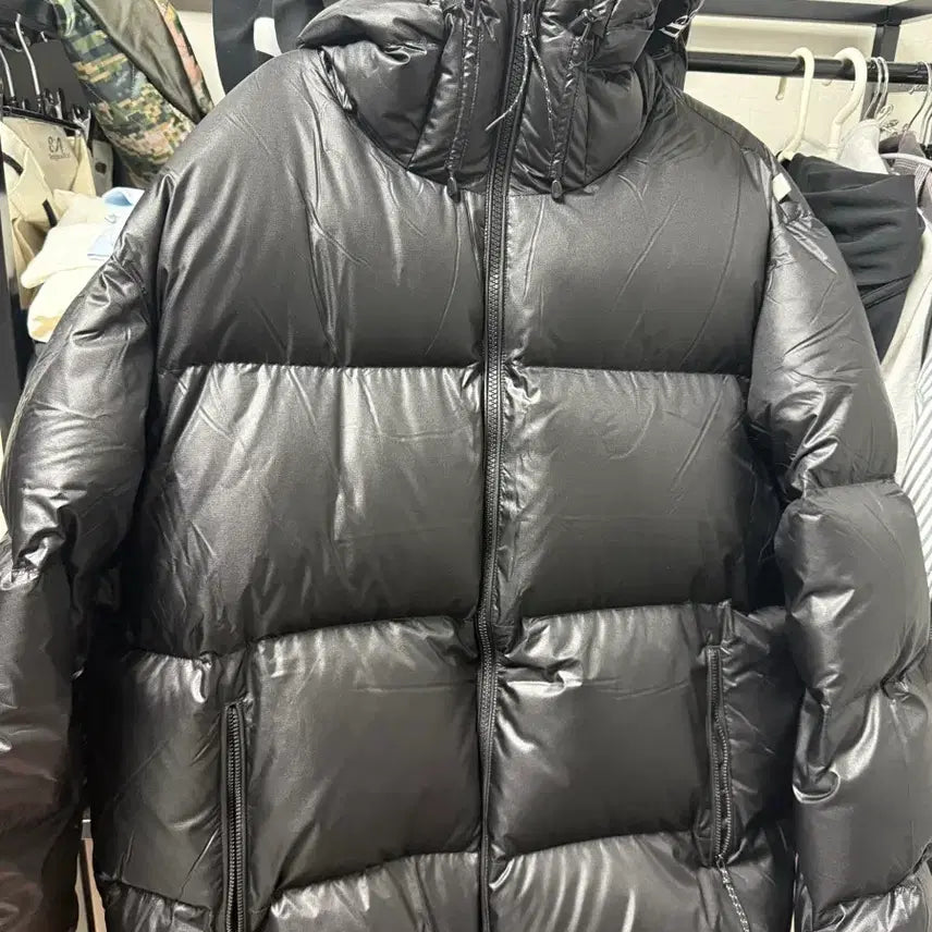 [BUNJANG] Fetch Black Pertex Quantum Padded Jacket / Fetch 패딩