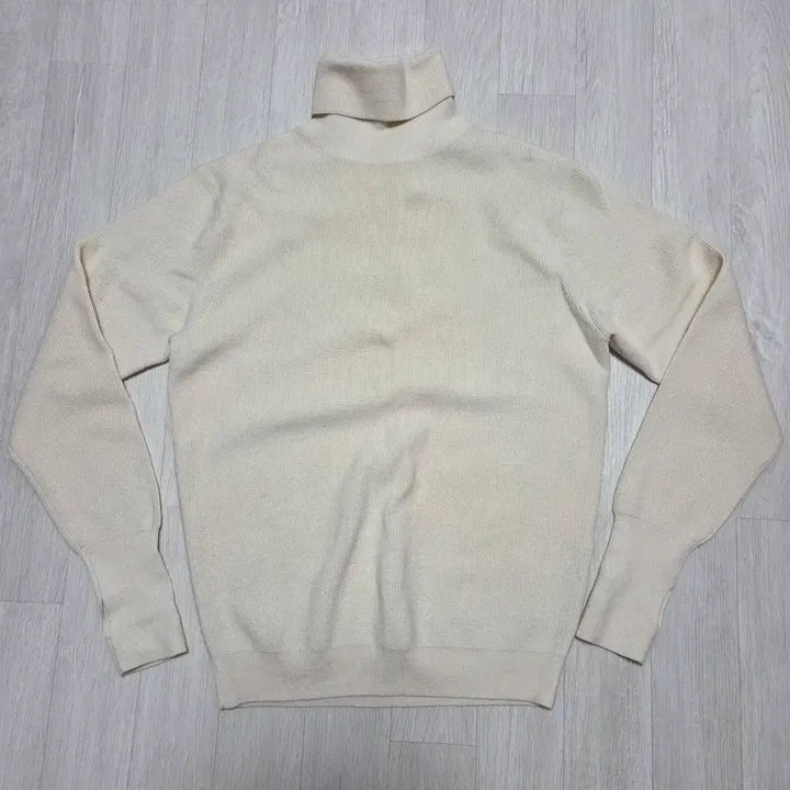 [BUNJANG] Uniqlo U Merino Blend Turtleneck Sweater / 유니클로 U 메리노 블렌드 터틀넥 니트 스웨터