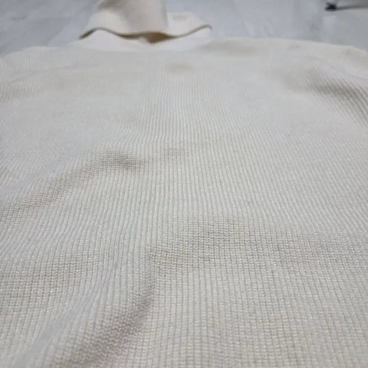 [BUNJANG] Uniqlo U Merino Blend Turtleneck Sweater / 유니클로 U 메리노 블렌드 터틀넥 니트 스웨터