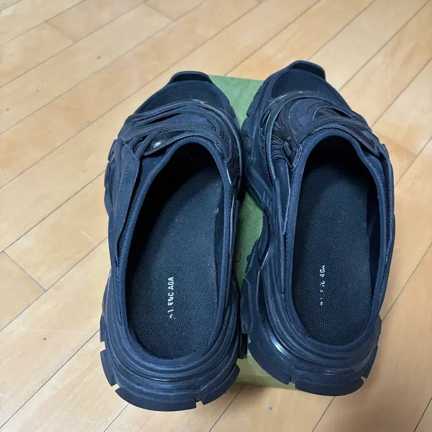 [BUNJANG] Balenciaga Track Slides 43 / 발렌시아가 트랙 슬라이드 43