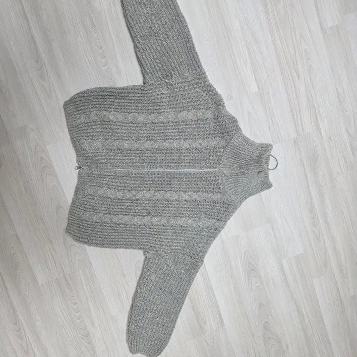 [BUNJANG] Manic Knit Zip-up / 매니크 니트 집업 프리