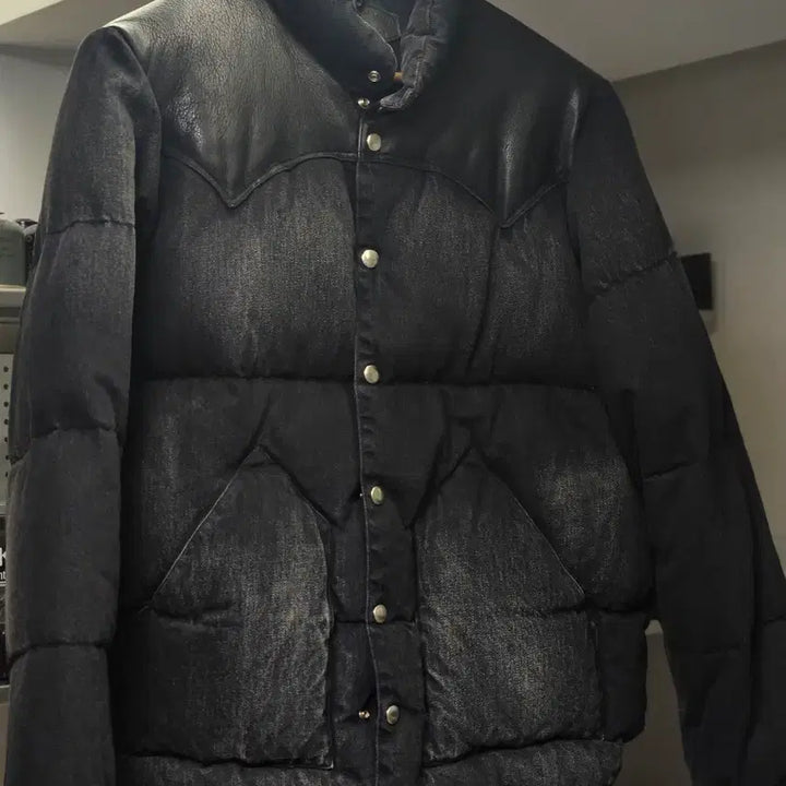 [BUNJANG] Rocky Mountain Featherbed Down Jacket Denim Black 44 / 록키마운틴 페더베드 Down Jacket Denim Black44사이즈