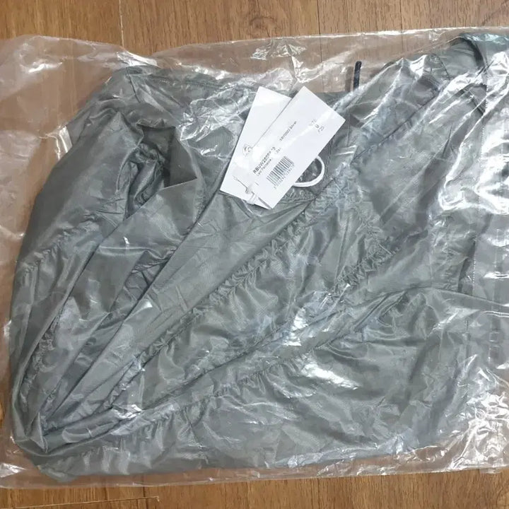 [BUNJANG] ROA Raki Packable Notebook Silver / [OS]ROA 라키 패커블 노트 백 실버