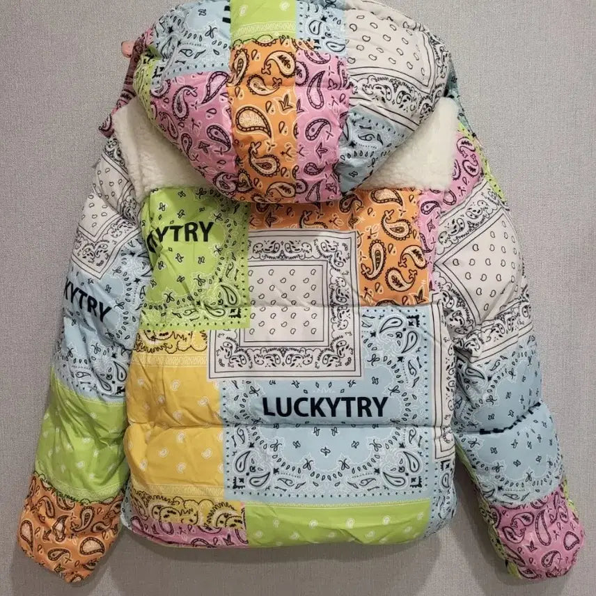 [BUNJANG] Lucky Try Reversible Paisley Duck Down Padded Jacket / 택포#새상품 럭키트라이 리버시블 멀티 페이즐리 커플패딩 아동 양면 오리털