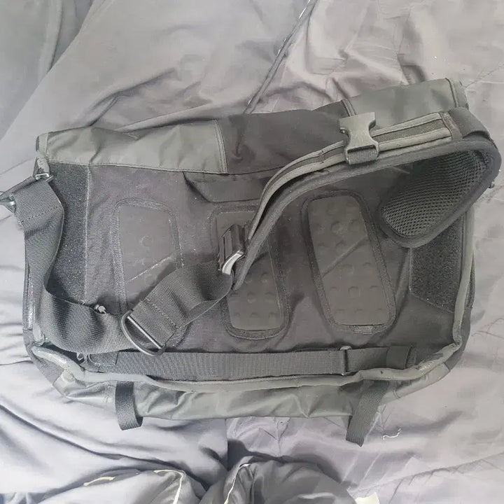 [BUNJANG] Timbuk2 Messenger Bag / 팀벅2 블랙 메신저백 가방
