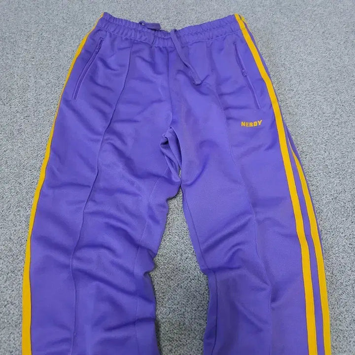 [BUNJANG] Nerdy Track Pants / [S] 널디 운동바지