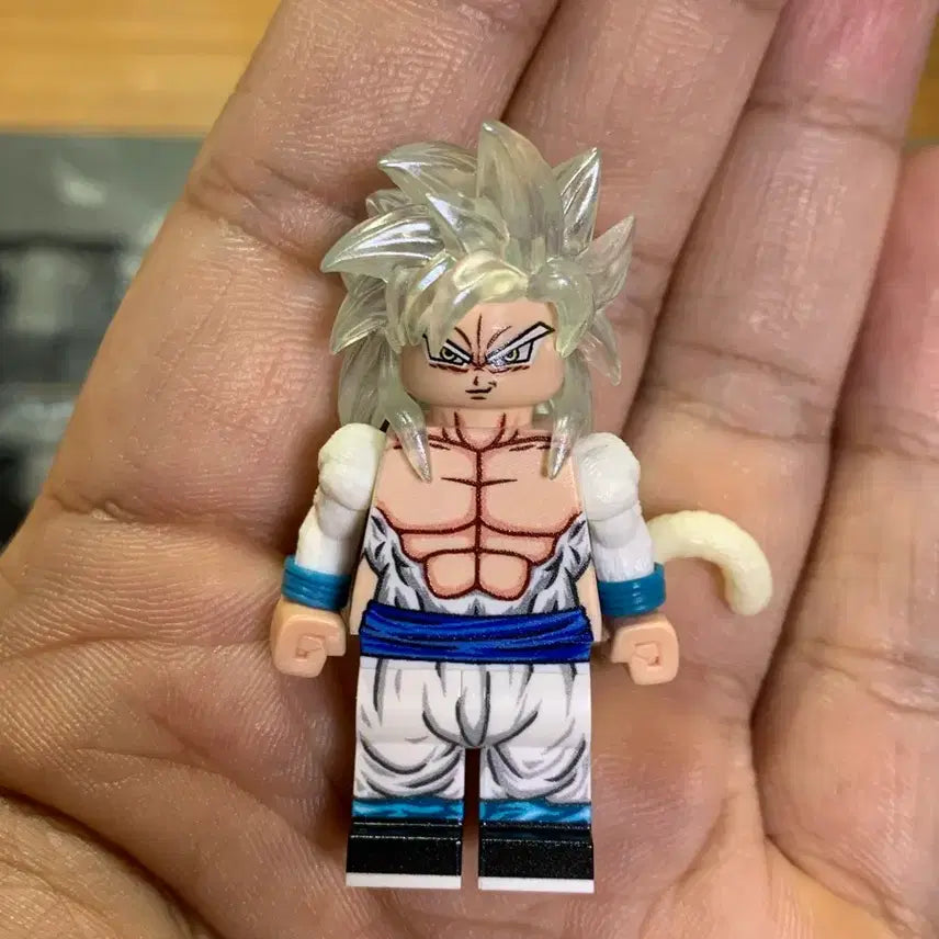 [BUNJANG] Custom Lego Dragonball Son Goku Super Saiyan 4 VIP Figure / 커스텀 레고 사쿠라 드래곤볼 손오공 초사이언4 VIP 버전 판매