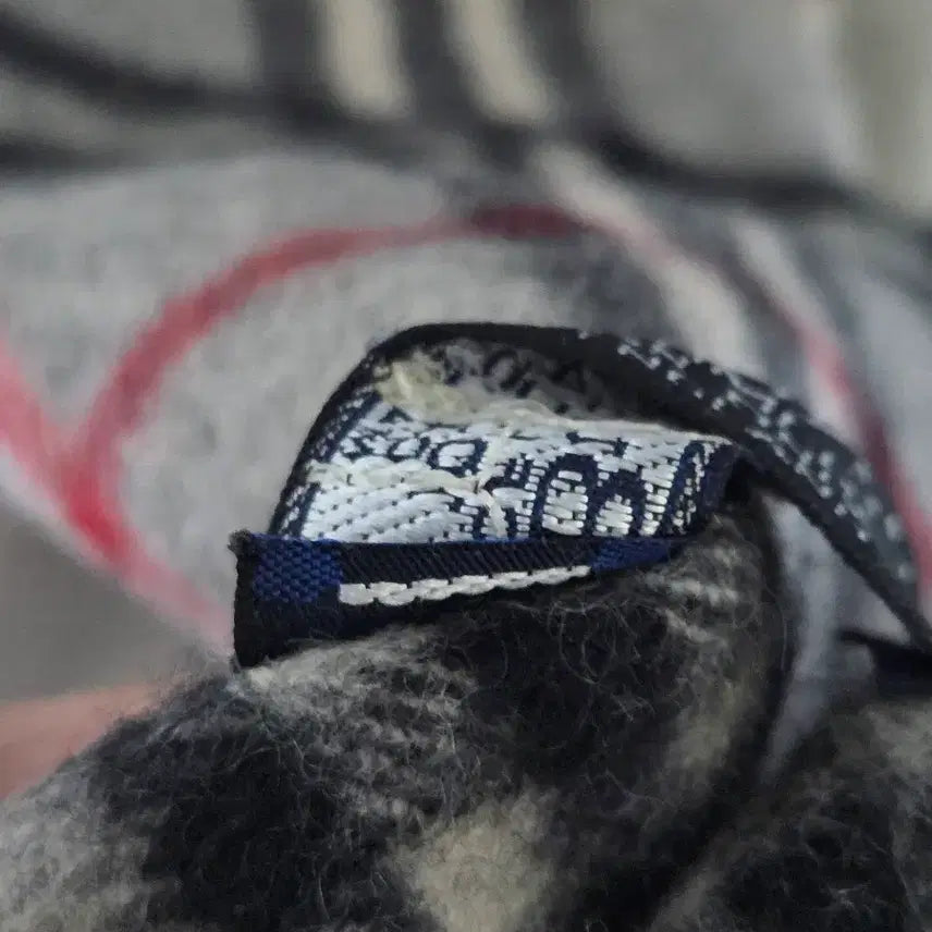 [BUNJANG] Burberry Cashmere Nova Check Scarf / (정품) [버버리] 캐시미어 노바체크 머플러 판매합니다.