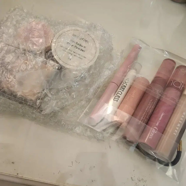 [BUNJANG] Cosmetics Bundle Set (Cezanne, Rom&nd, Too Cool For School) / 화장품 일괄 (세잔느,롬앤,투쿨 등)