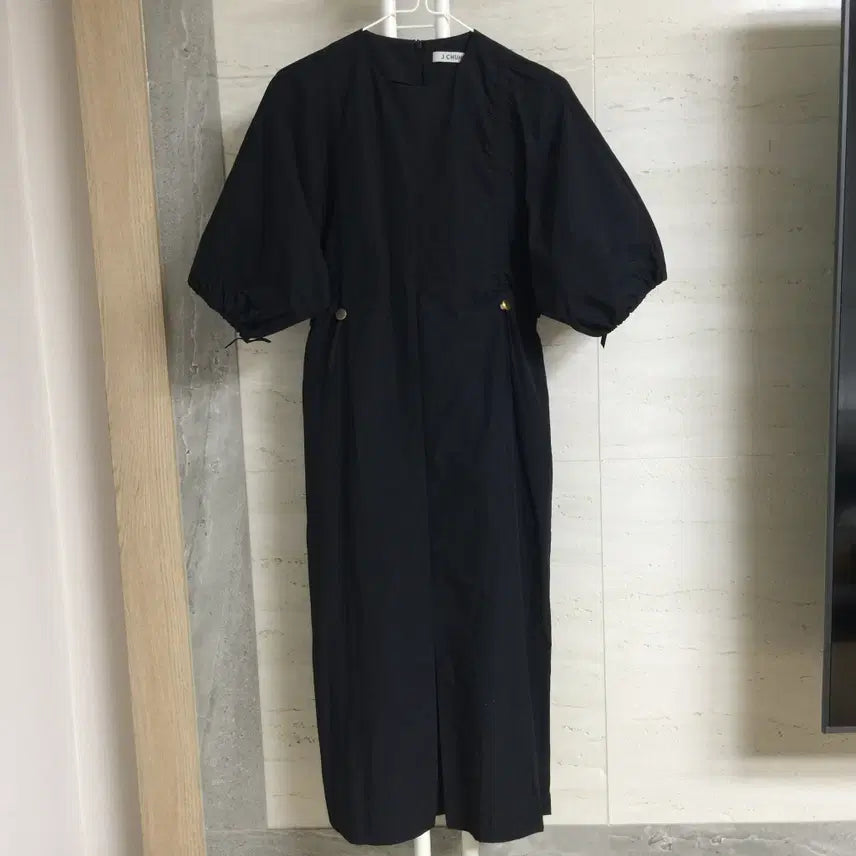 [SOLD OUT] JCHUNG 제이청 블랙 퍼프소매 롱 원피스 S