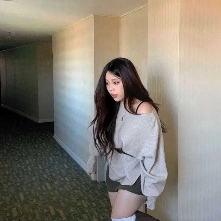 [BUNJANG] Daisy2L Boat Neck Knit Top (Gray) / 데이지투엘 가오리 보트넥 굴림니트 (그레이)