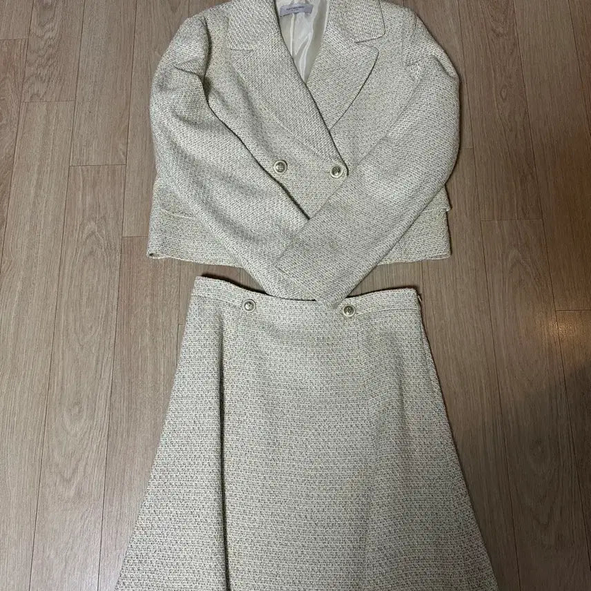 [BUNJANG] Tweed Two-Piece Set / 케네스레이디 트위드 투피스 셋업 (60만원대 구입) 한섬 타임 산드로