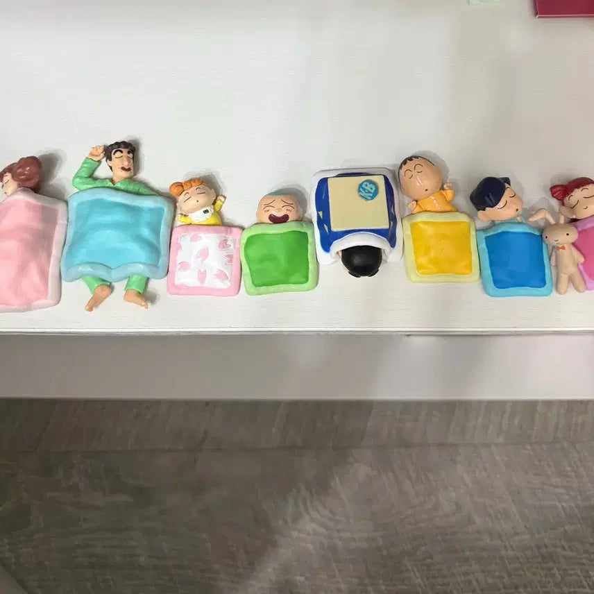 [BUNJANG] Crayon Shin-chan Oyasumi Figure Bundle Set / 짱구 가챠 오야스미 8개일괄