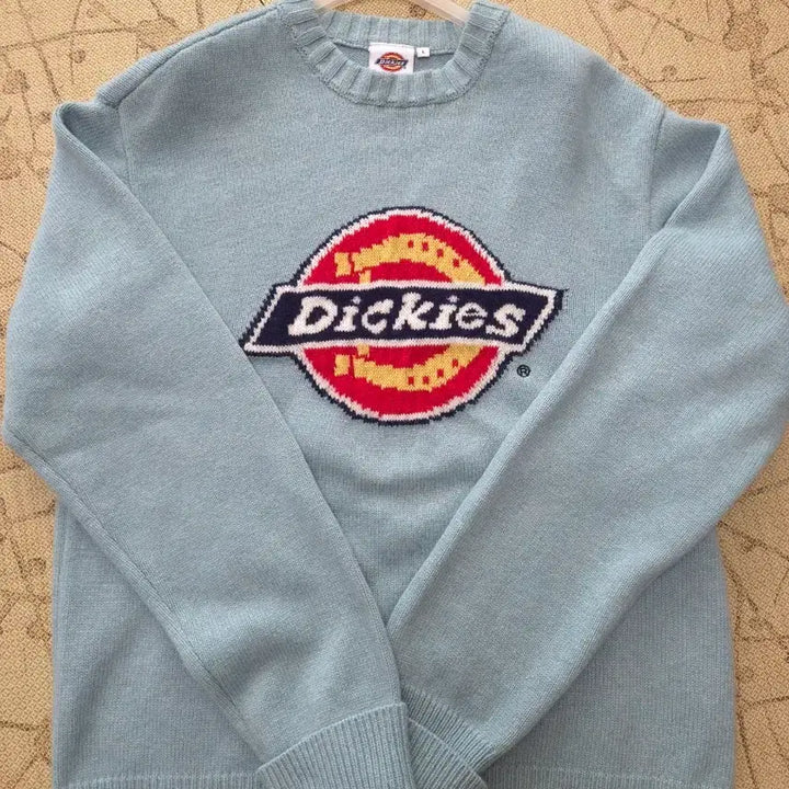 [BUNJANG] Dickies Logo Knit Sweater / 디키즈 로고 니트
