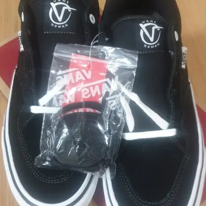[BUNJANG] Vans Rowen Pro Skate Shoes Black New / [290] 반스 로완 프로 스케이트보드화 블랙 새상품
