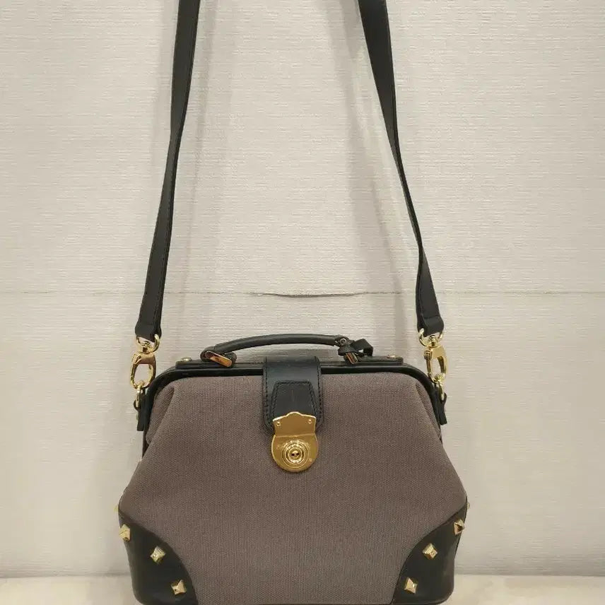 [BUNJANG] Gilie Canvas Gold Stud Mini Doctor Bag / 길리에 캔버스 금장 스터드 미니닥터백 토트백 크로스백