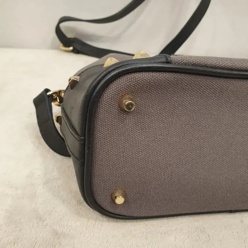 [BUNJANG] Gilie Canvas Gold Stud Mini Doctor Bag / 길리에 캔버스 금장 스터드 미니닥터백 토트백 크로스백