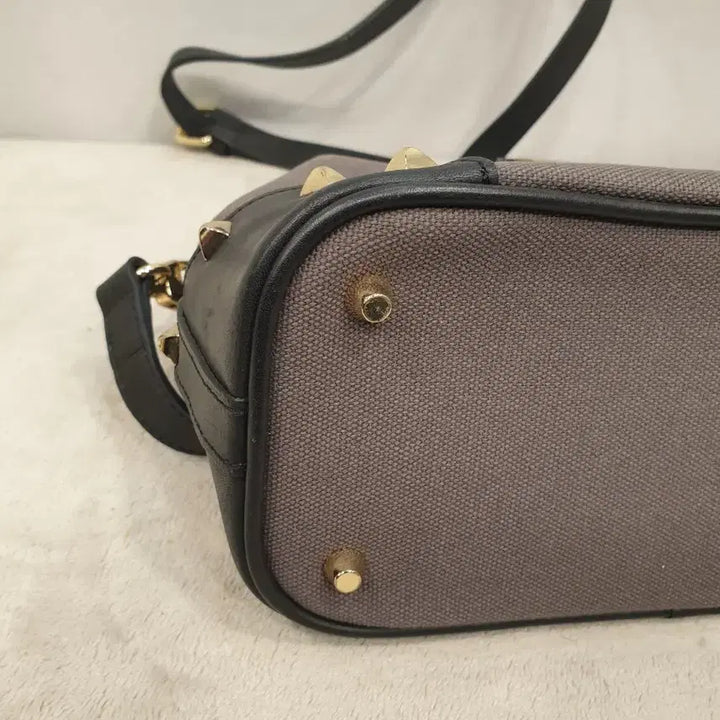 [BUNJANG] Gilie Canvas Gold Stud Mini Doctor Bag / 길리에 캔버스 금장 스터드 미니닥터백 토트백 크로스백