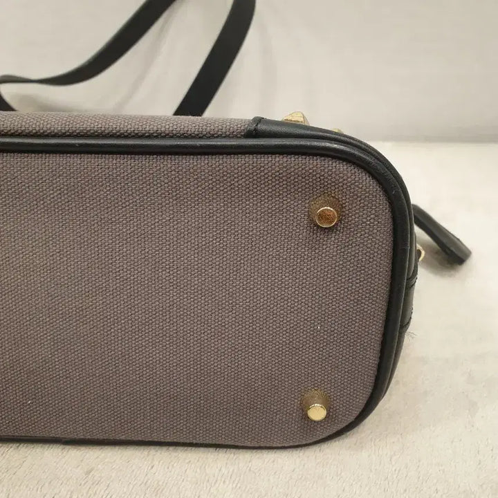 [BUNJANG] Gilie Canvas Gold Stud Mini Doctor Bag / 길리에 캔버스 금장 스터드 미니닥터백 토트백 크로스백