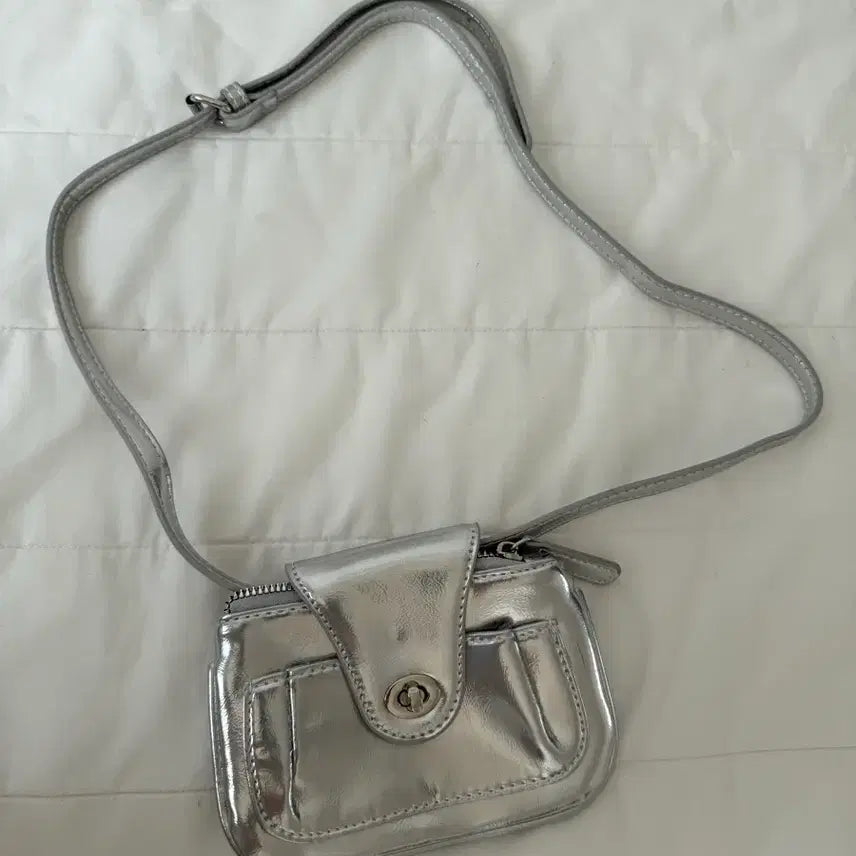 [BUNJANG] Silver Mini Bag / 실버미니백