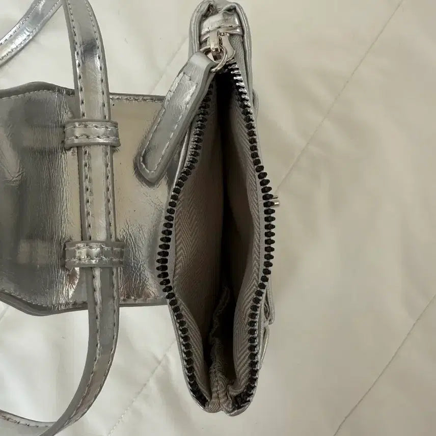 [BUNJANG] Silver Mini Bag / 실버미니백