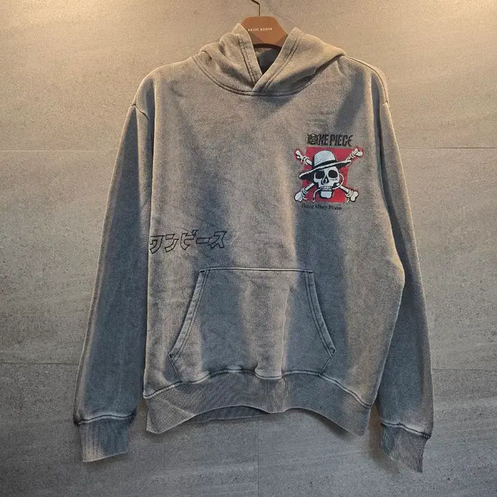 [BUNJANG] Netflix One Piece Collaboration Hoodie / 넷플릭스. 원피스 콜라보 후드티.