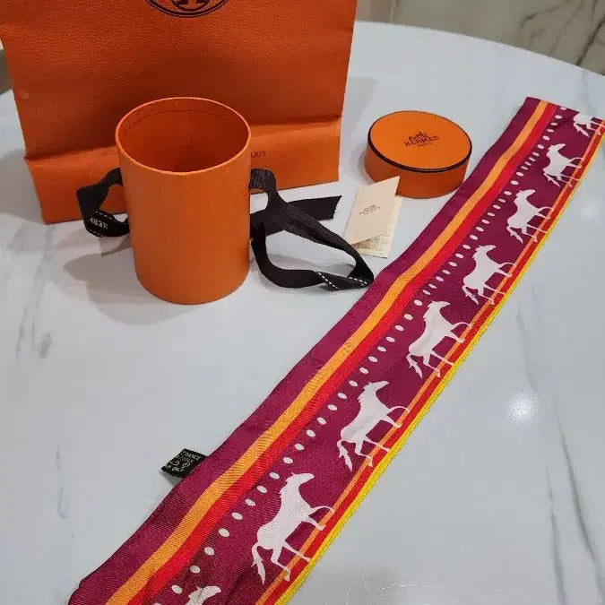 [BUNJANG] Hermes Twilly Mal Pattern Scarf / 에르메스 트윌리 말 패턴 스카프