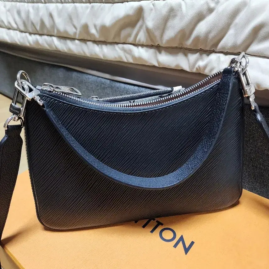 [BUNJANG] Louis Vuitton Marelle Epi Shoulder Bag / 루이비통 마렐 에피 숄더백