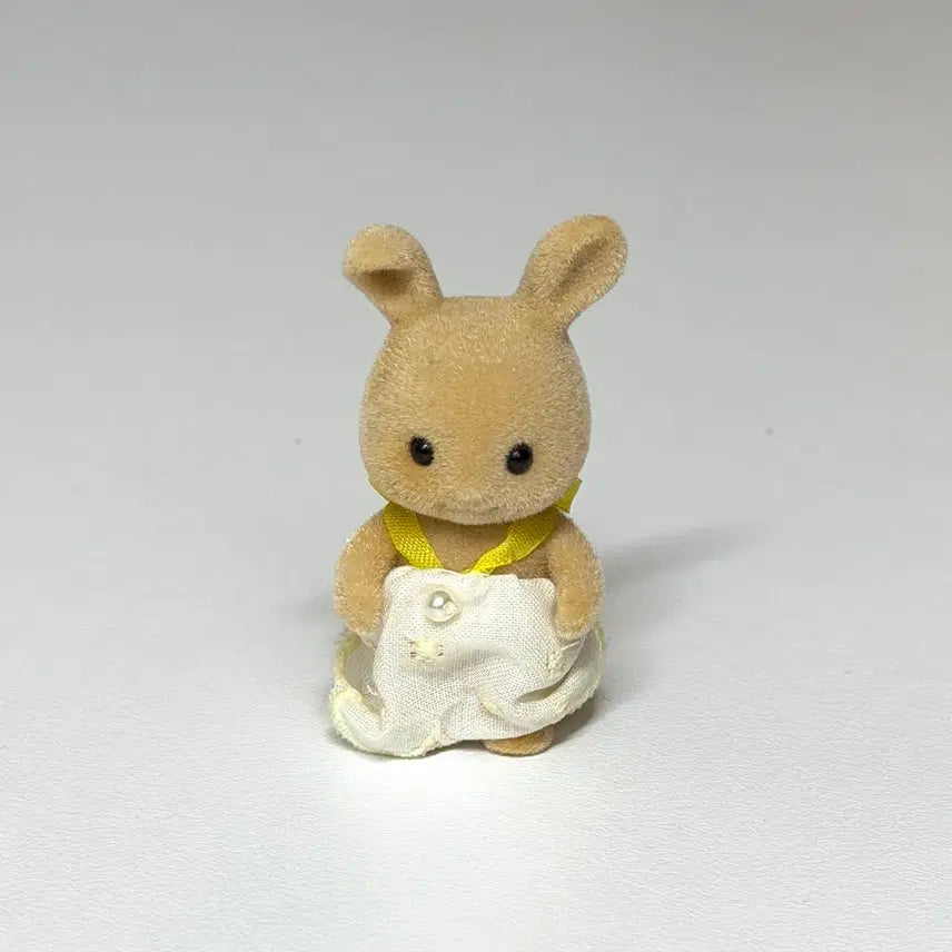 [BUNJANG] Sylvanian Families Old Ear-jointed Rabbit Figure / 실바니안 올드 귀접토끼 (고정)